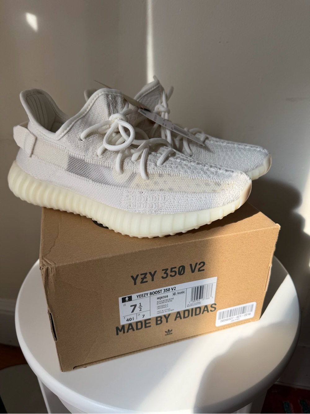 Adidas Yeezy Boost 350 V2 Bone 7.5